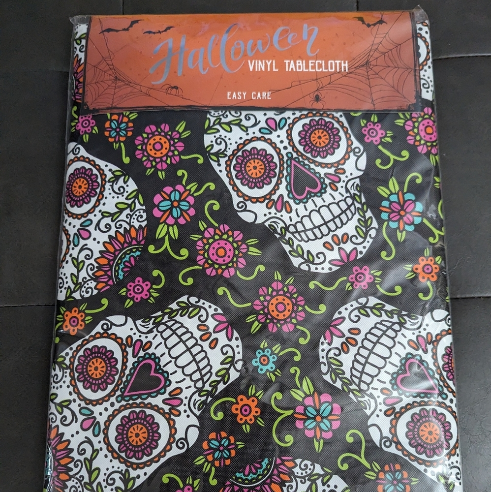 60 x 84 Day of the Dead Tablecloth